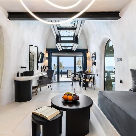 Neoma Luxury Suites Karterádosz Kültér fotó