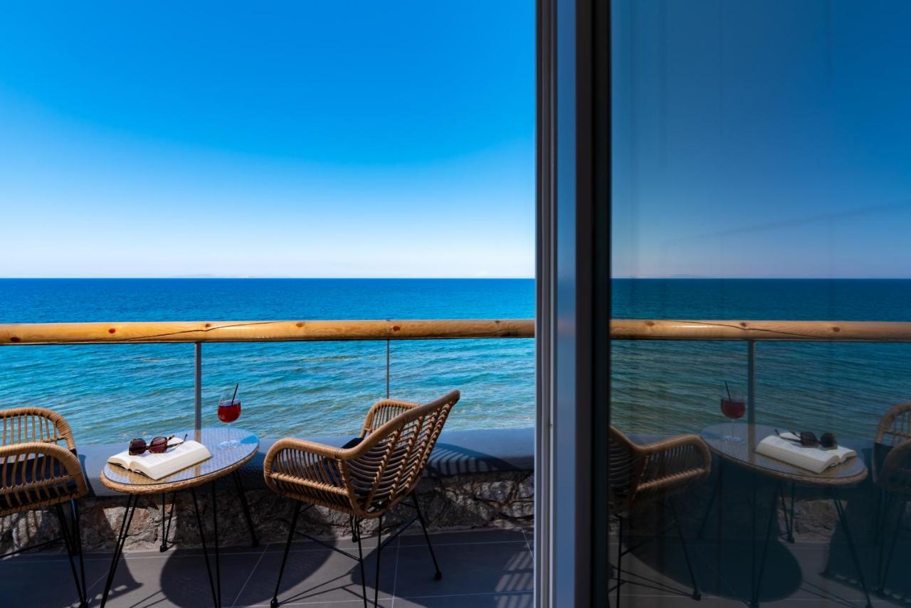 Neoma Luxury Suites Karterádosz Kültér fotó