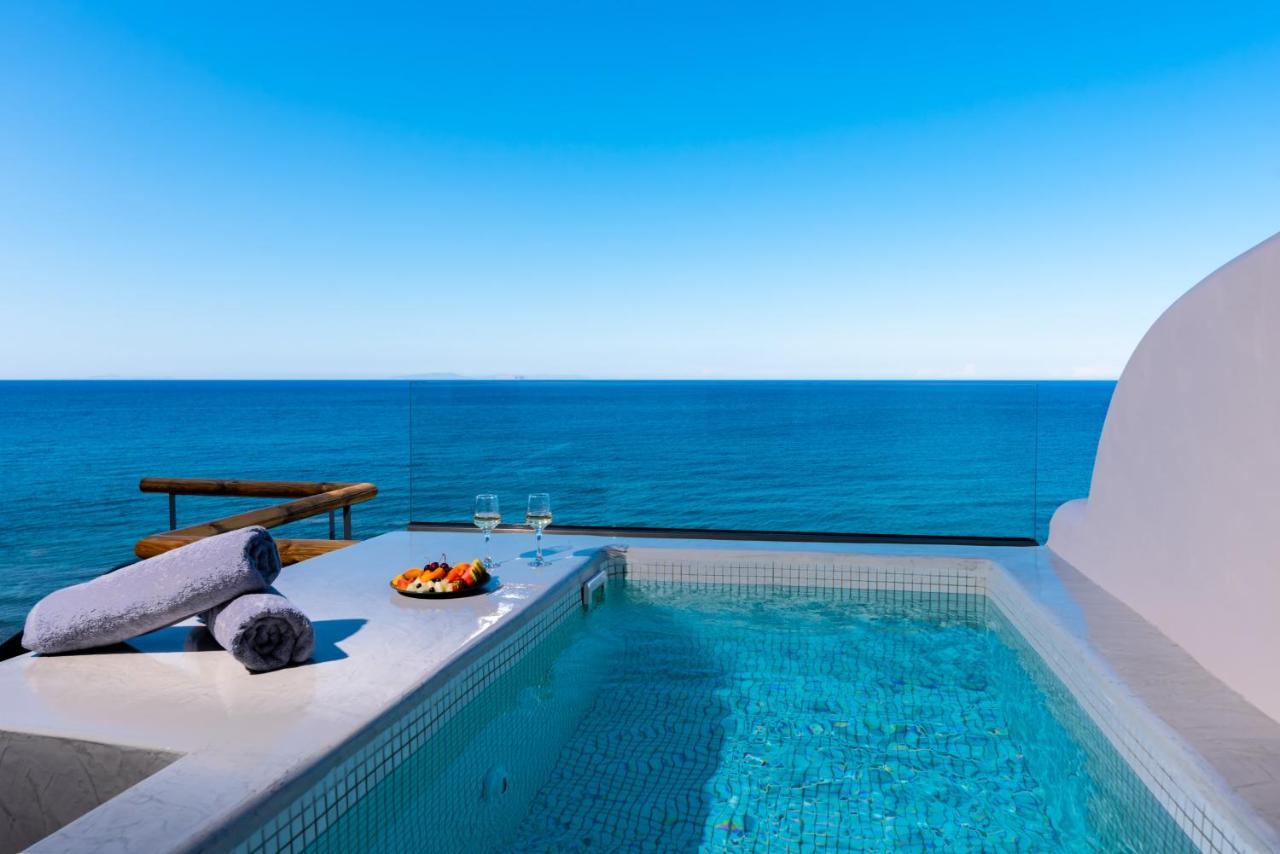 Neoma Luxury Suites Karterádosz Kültér fotó
